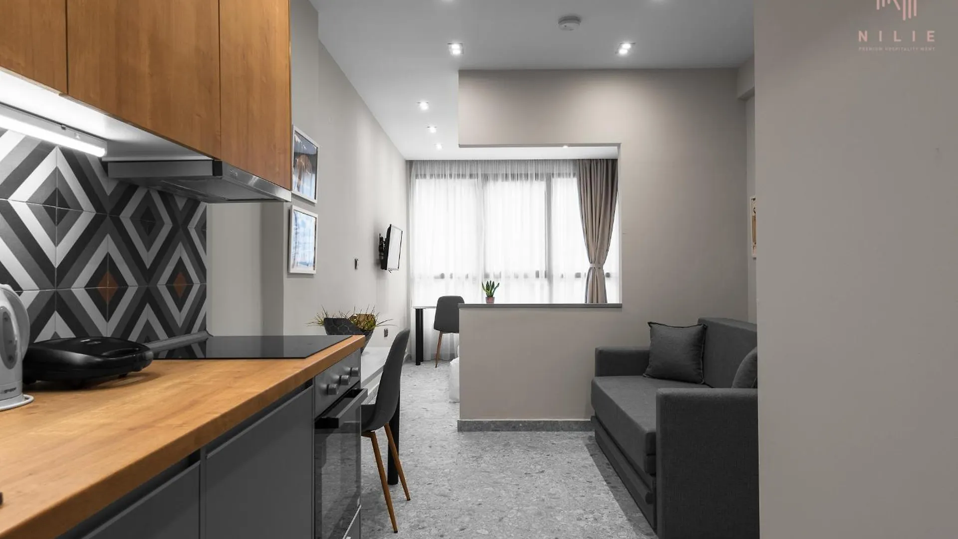 Avenue Studios & Apartments, Nilie Hospitality Mgmt Thessaloniki Apartment